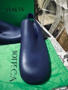 Bottega Veneta Deep Blue Rubber Slip-On Sandals